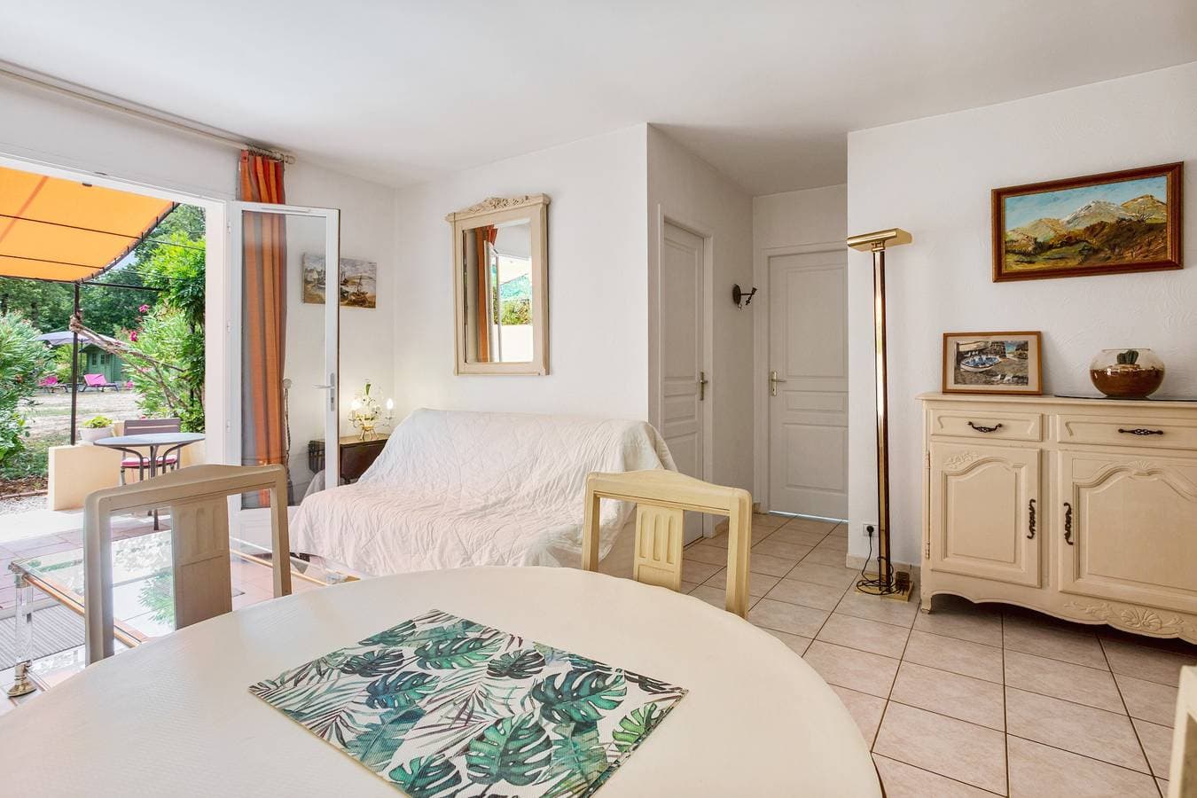 Foto 6 von 43: Le Petit Mas Callian – Charmantes 3-Sterne-Ferienhaus mit Pool und großem Garten