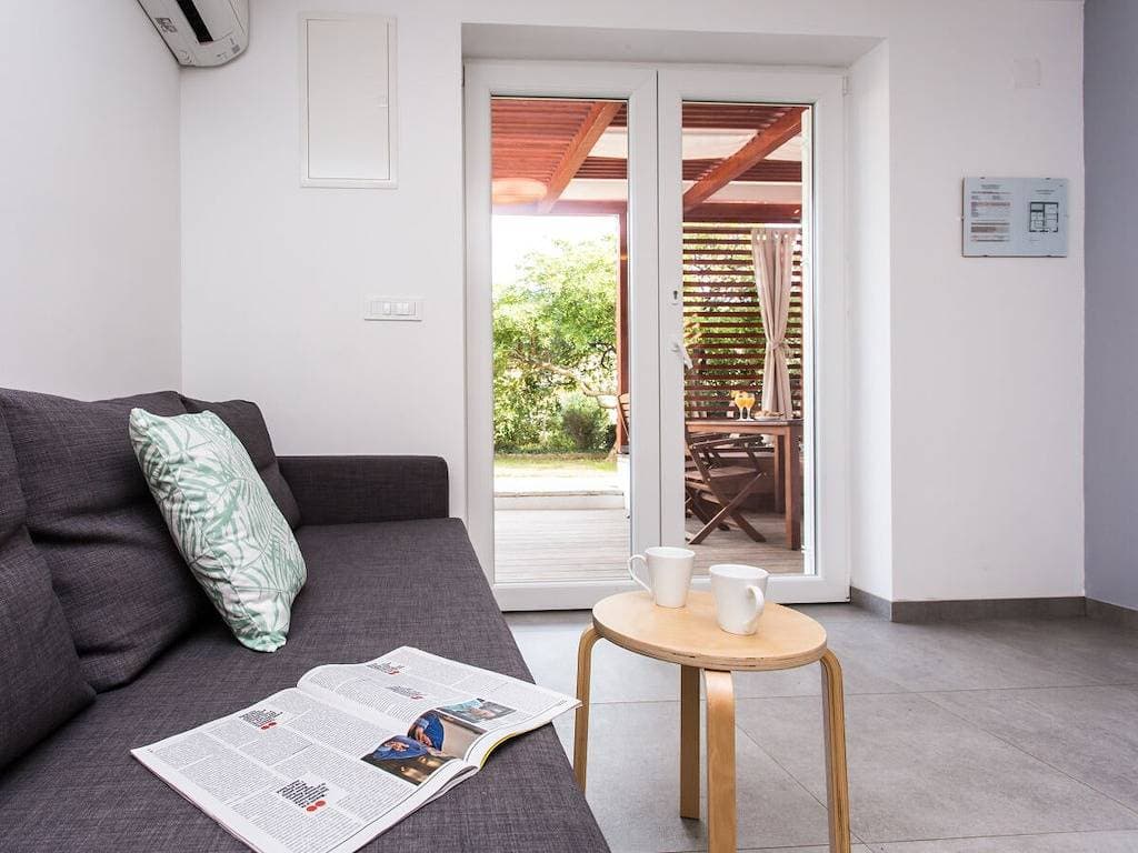 Foto 10 von 40: Ferienwohnung in Baška mit Schwimmbecken