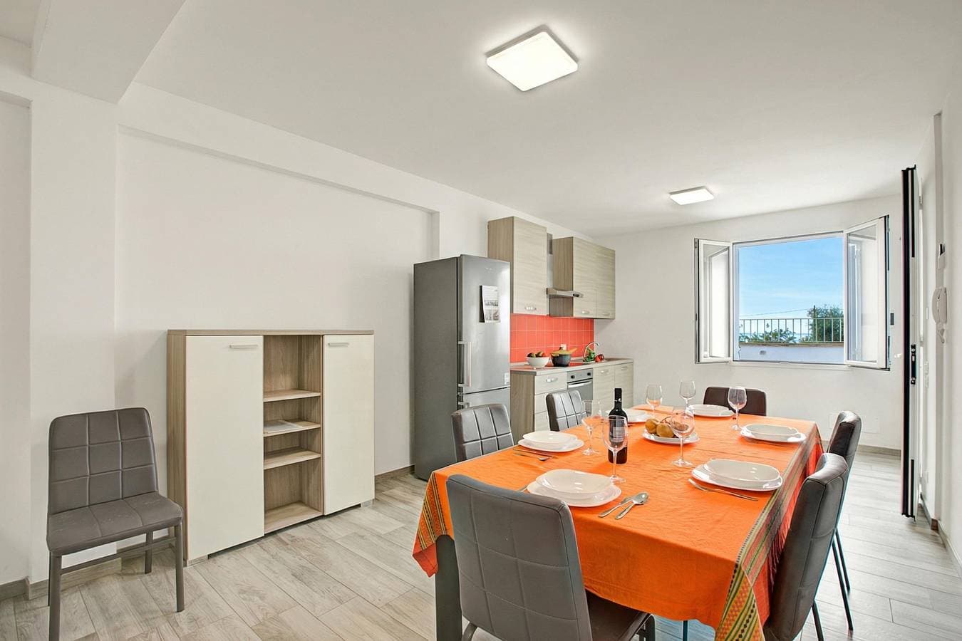 Foto 5 von 23: La Primula Apartment 1 with Sea-View