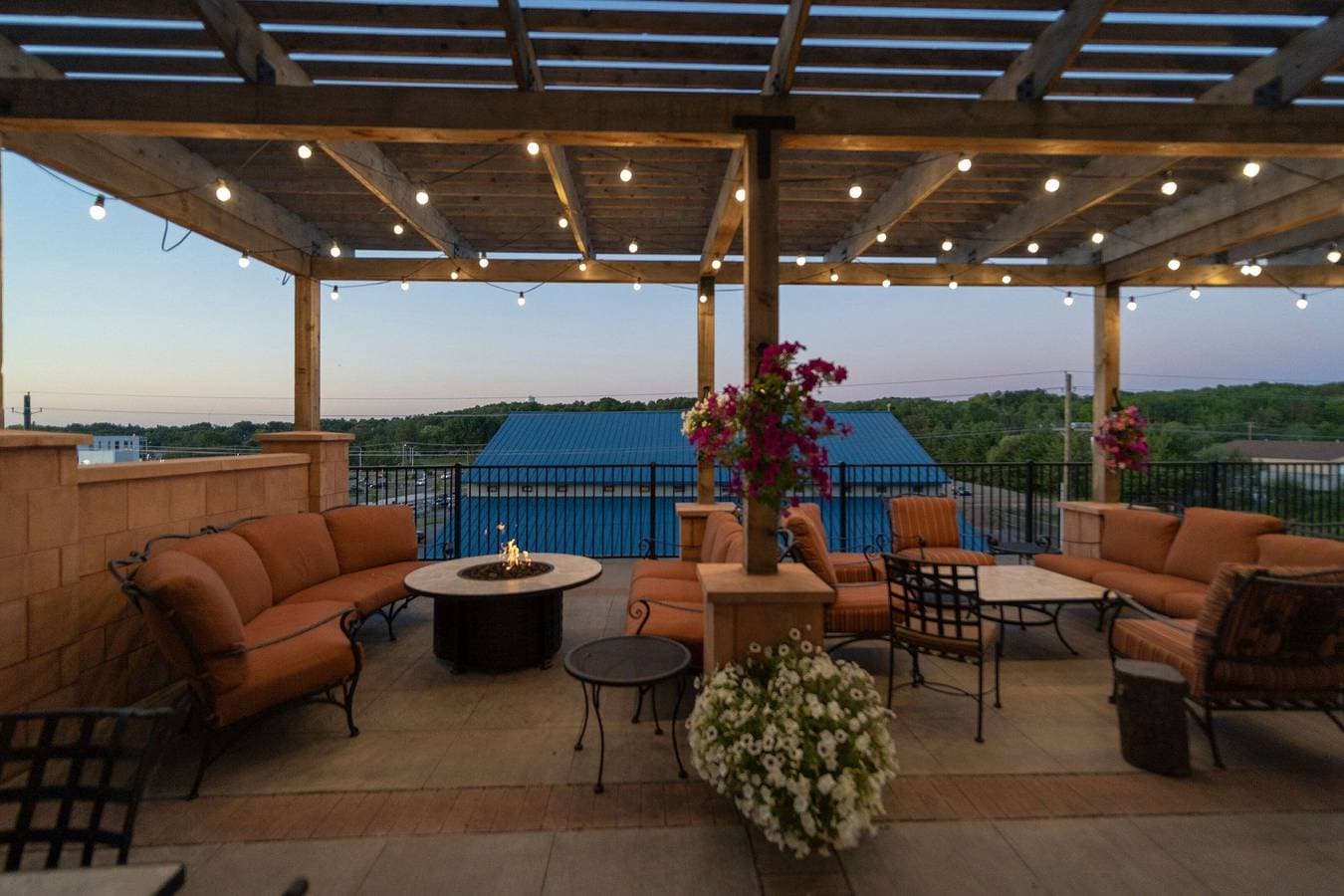 Foto 4 von 19: Staybridge Suites Marquette