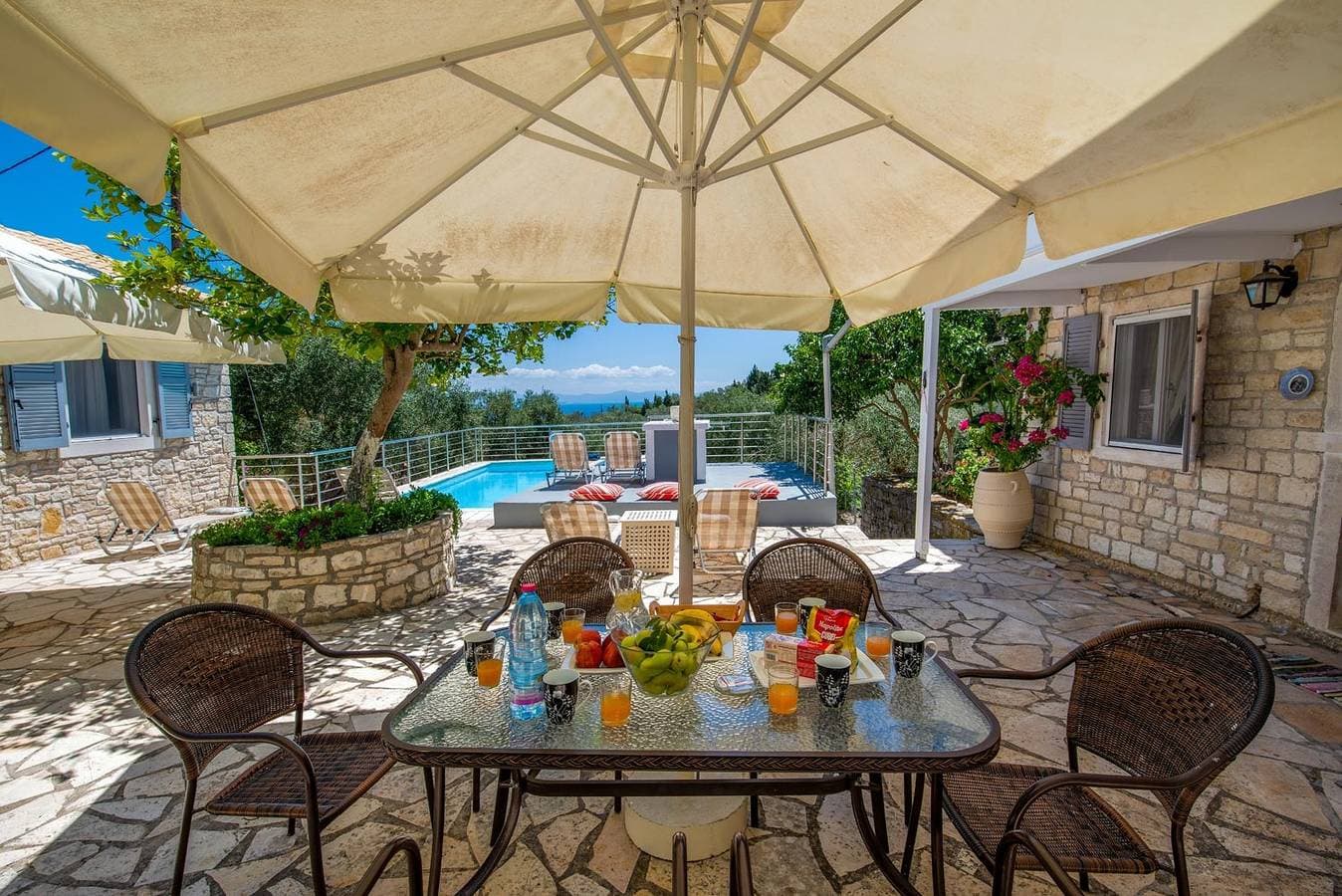 Foto 9 von 24: Villa für 8 Personen mit Meerblick