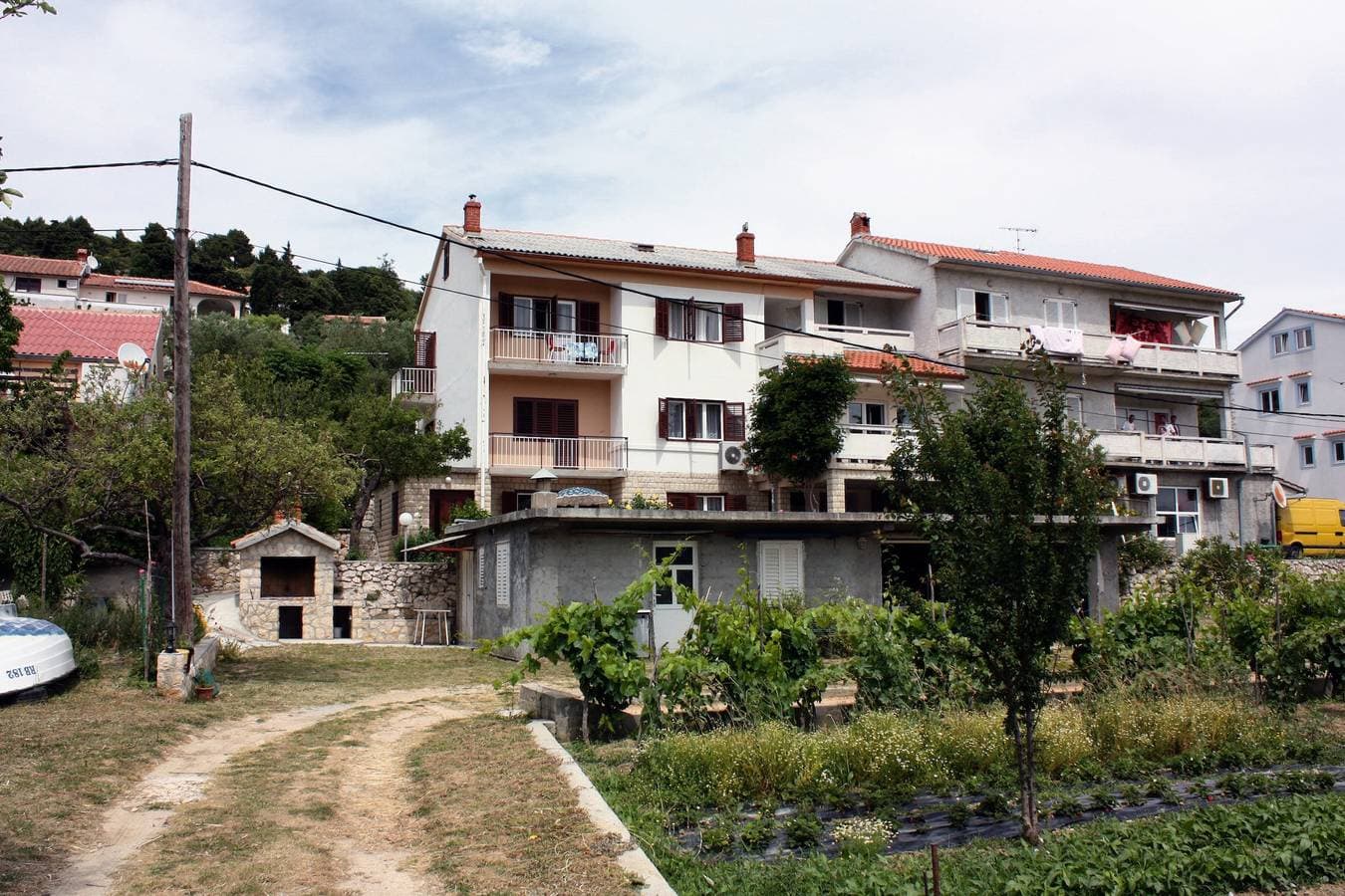 Foto 2 von 20: 1-Zimmer-Ferienwohnung mit Terrasse und Meerblick Kampor, Rab A-4984-b