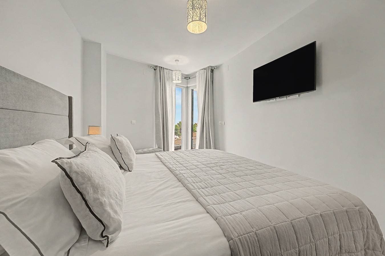 Foto 9 von 22: Apartment 'In Inbisa' mit Meerblick, WLAN und Klimaanlage