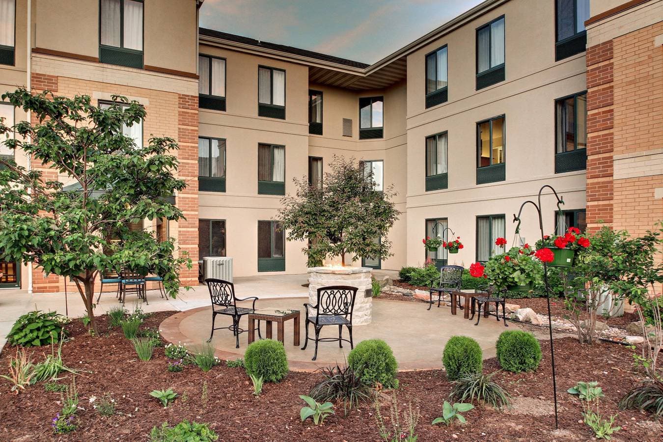Foto 13 von 20: Staybridge Suites Middleton - Madison-West