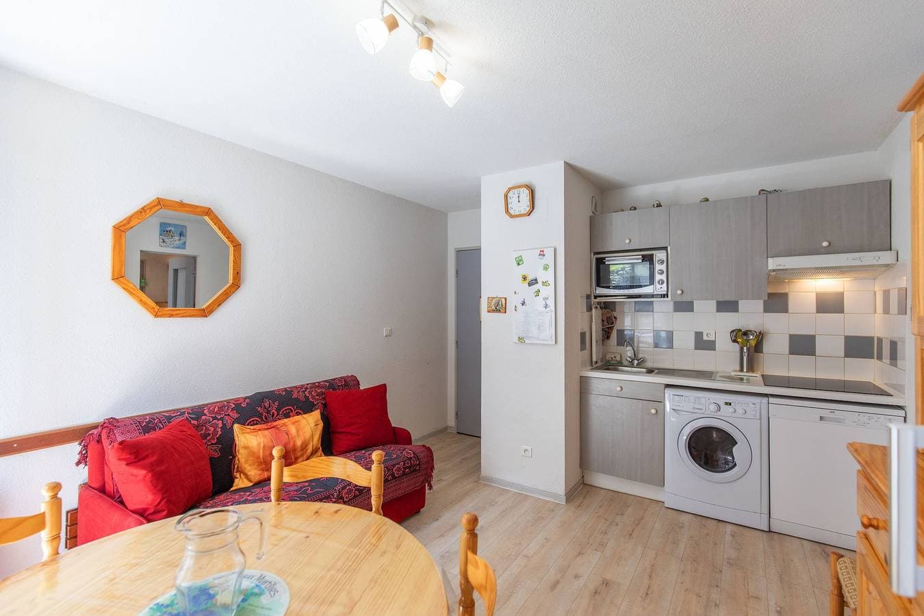 Foto 8 von 13: Ferienwohnung für 6 Personen mit Balkon