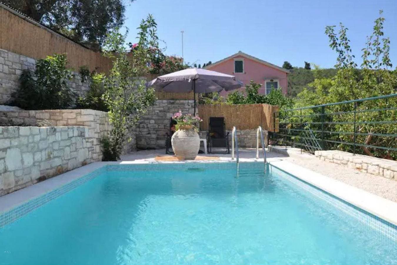 Foto 3 von 35: Villa Adamantia