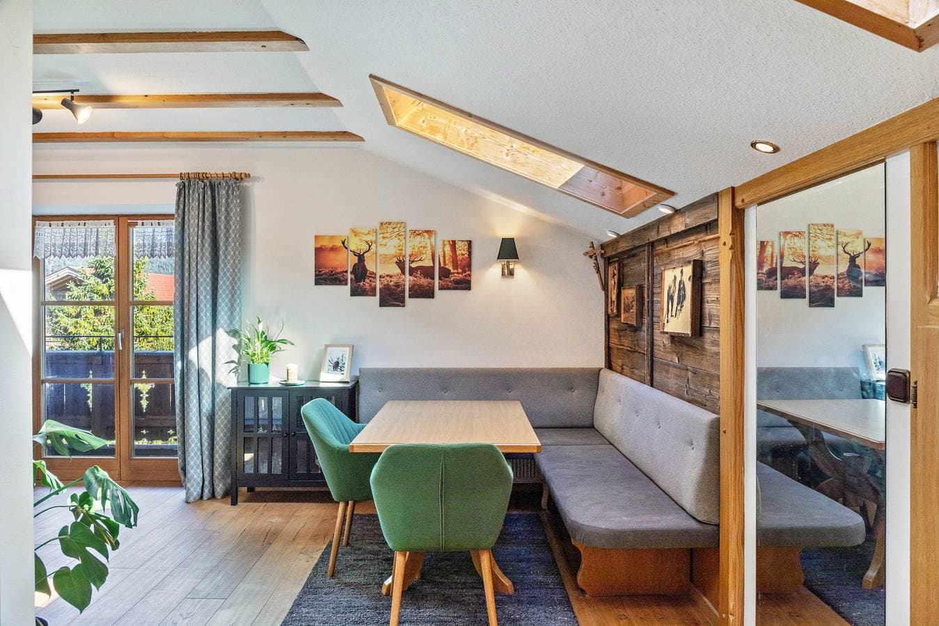 Foto 8 von 25: Apartment 'Herzogstand' mit Bergblick, Balkon und WLAN