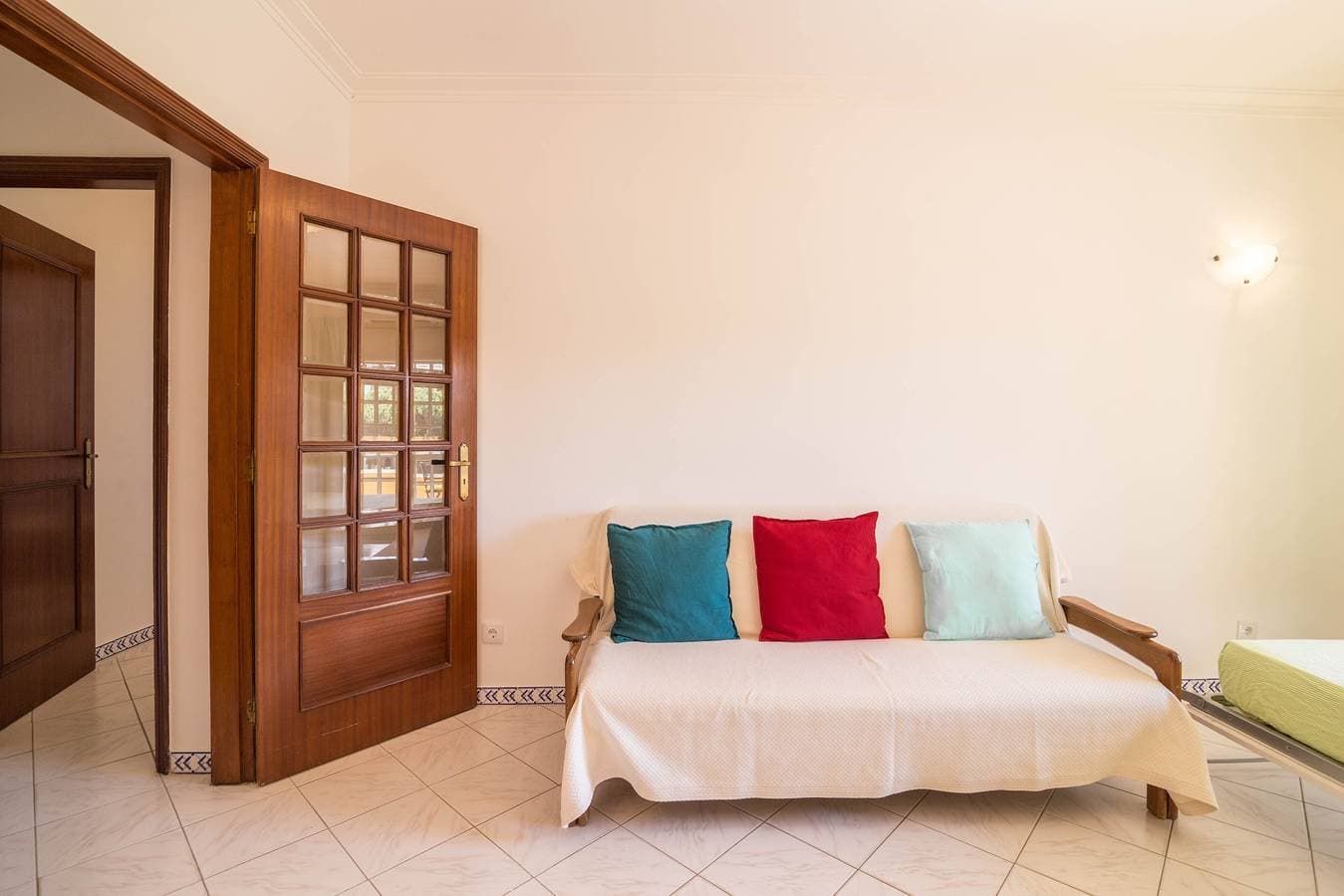 Foto 5 von 20: Schöne Ferienwohnung Marjoh Al mit Pool, Balkon, Klimaanlage und WLAN