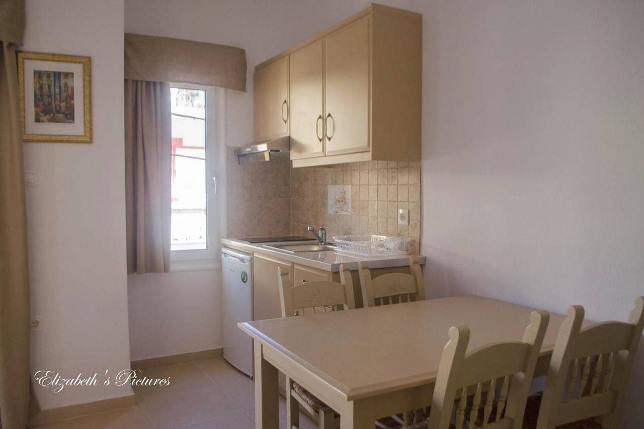 Foto 5 von 7: One-Bedroom Apartment