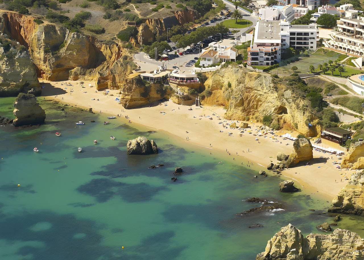 Foto 4 von 33: Apartment 'A Casa E A Praia Da Ana' nahe Strand und Altstadtzentrum