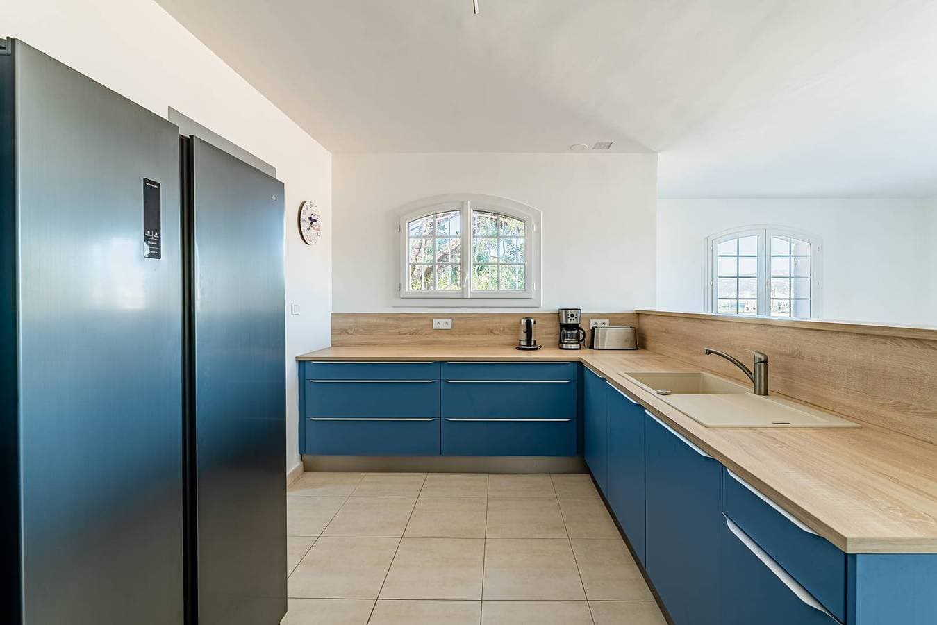 Foto 11 von 21: Hervorragende 2-Zimmer-Wohnung an der Spitze der Villa