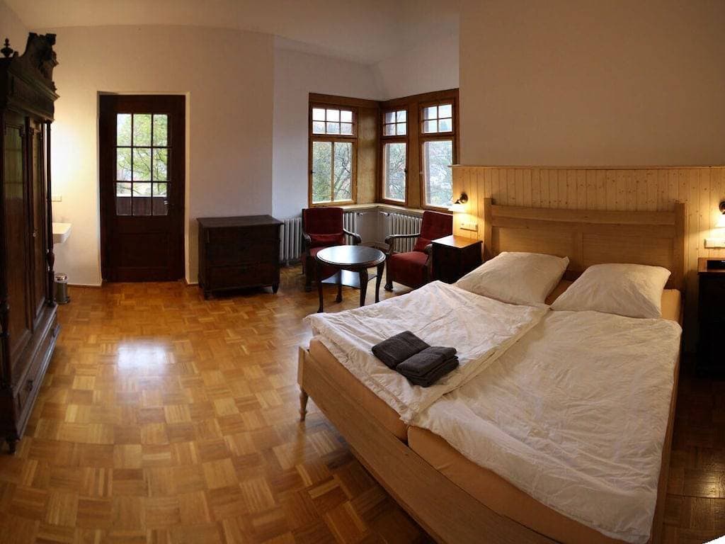 Foto 11 von 21: Villa in Schönbrunn mit Schwimmbecken