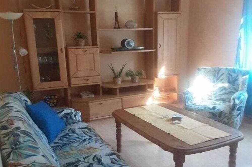 Foto 7 von 15: Ferienhaus in Estorf mit Barbecue