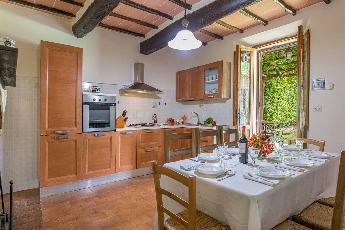 Foto 10 von 38: Villa für 8 Personen mit Pool