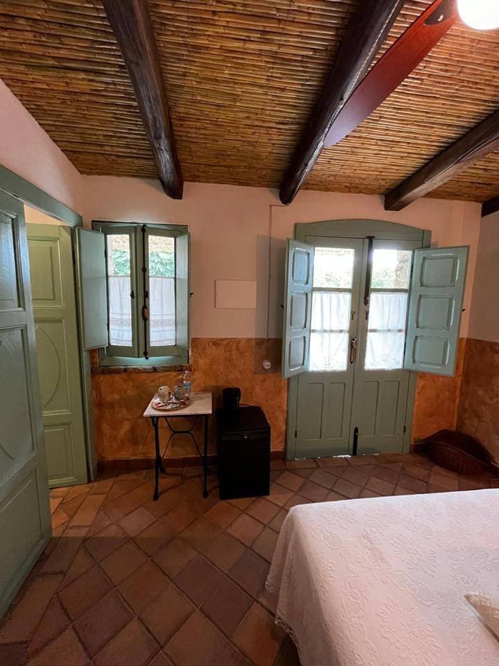 Foto 9 von 12: Double Room with Private Bathroom