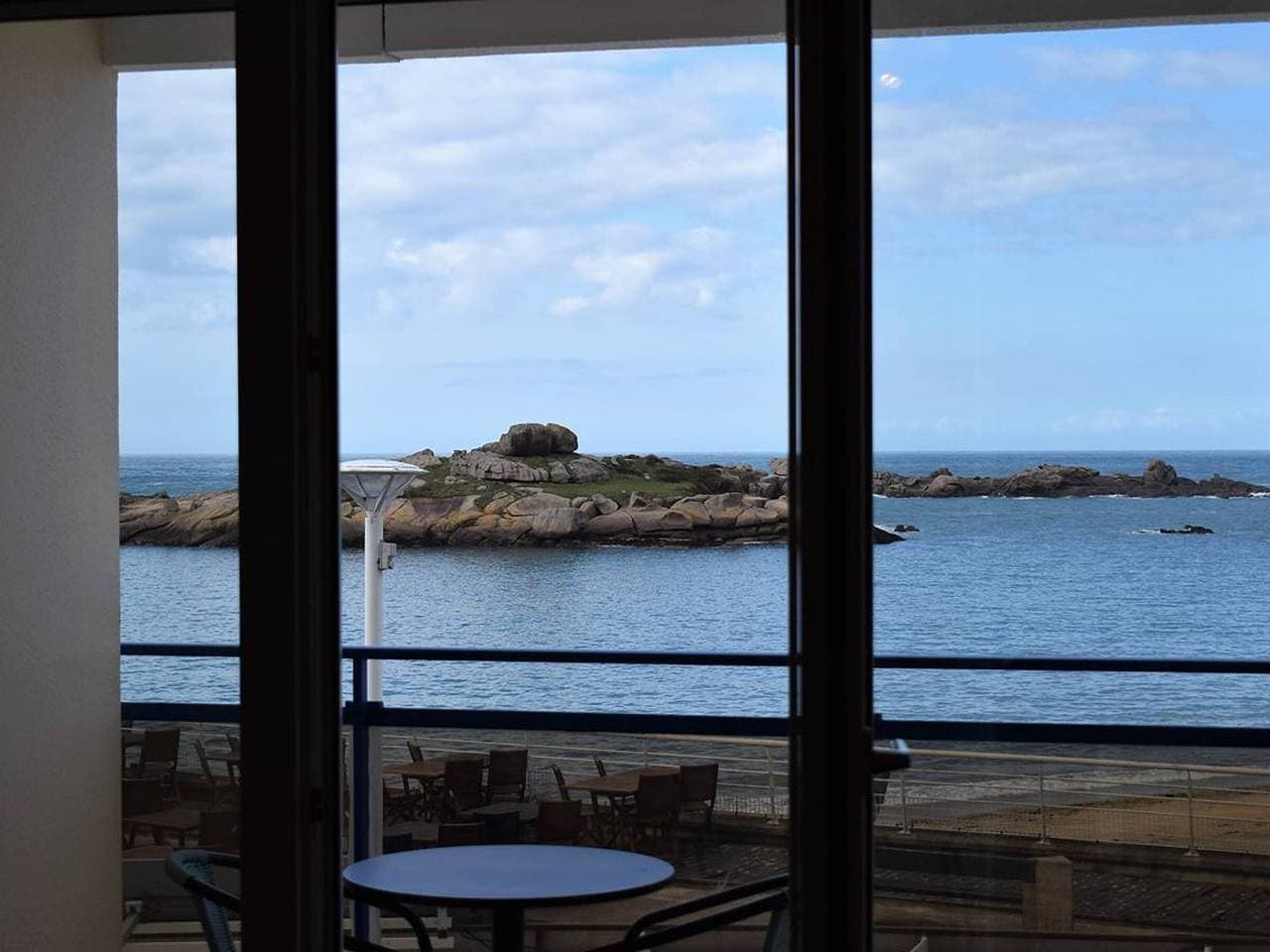 Foto 8 von 14: Apartment mit WIFI, Direkt am Strand, Privatparkplatz, Haustiere Erlaubt