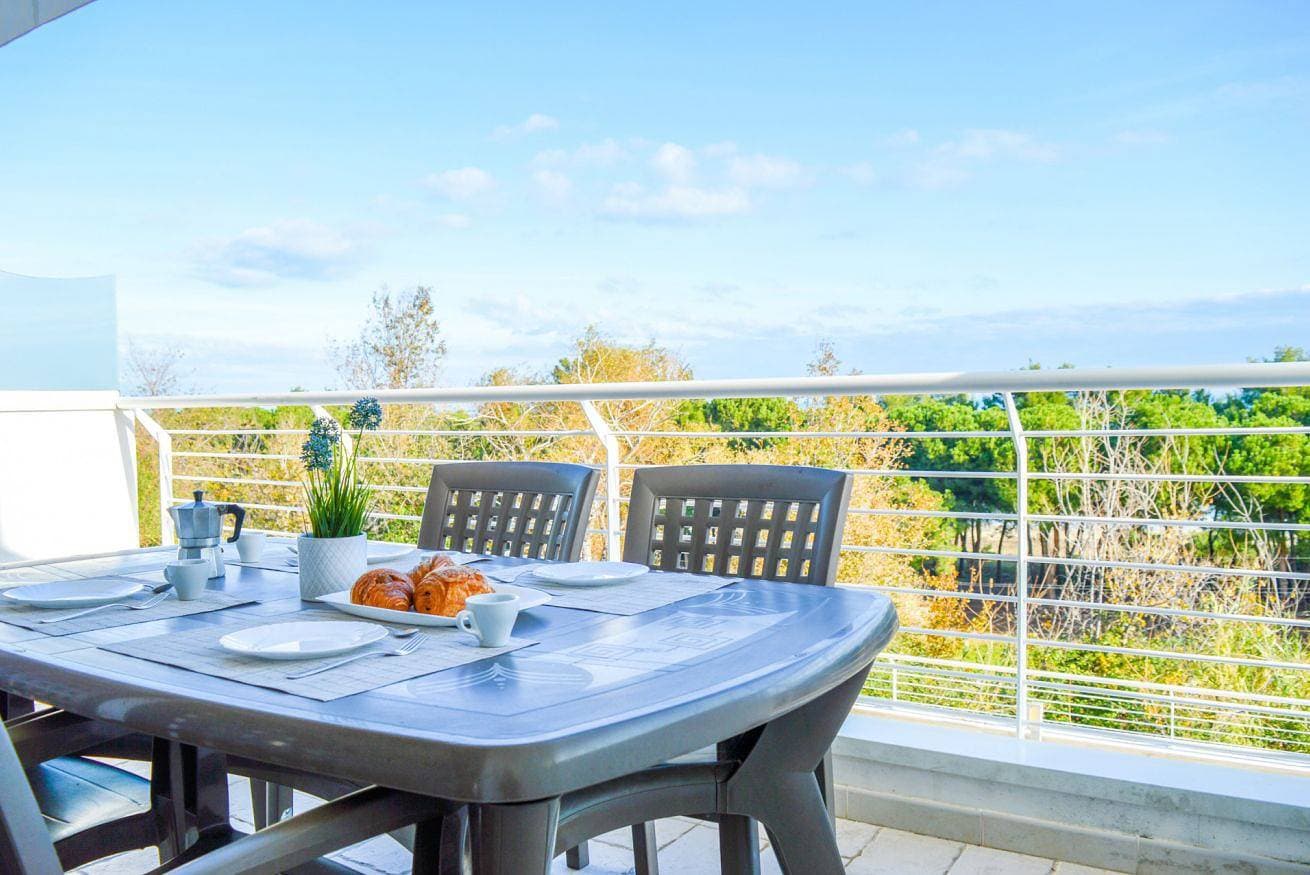 Foto 5 von 33: Ferienwohnung für 6 Personen mit Balkon/Terrasse