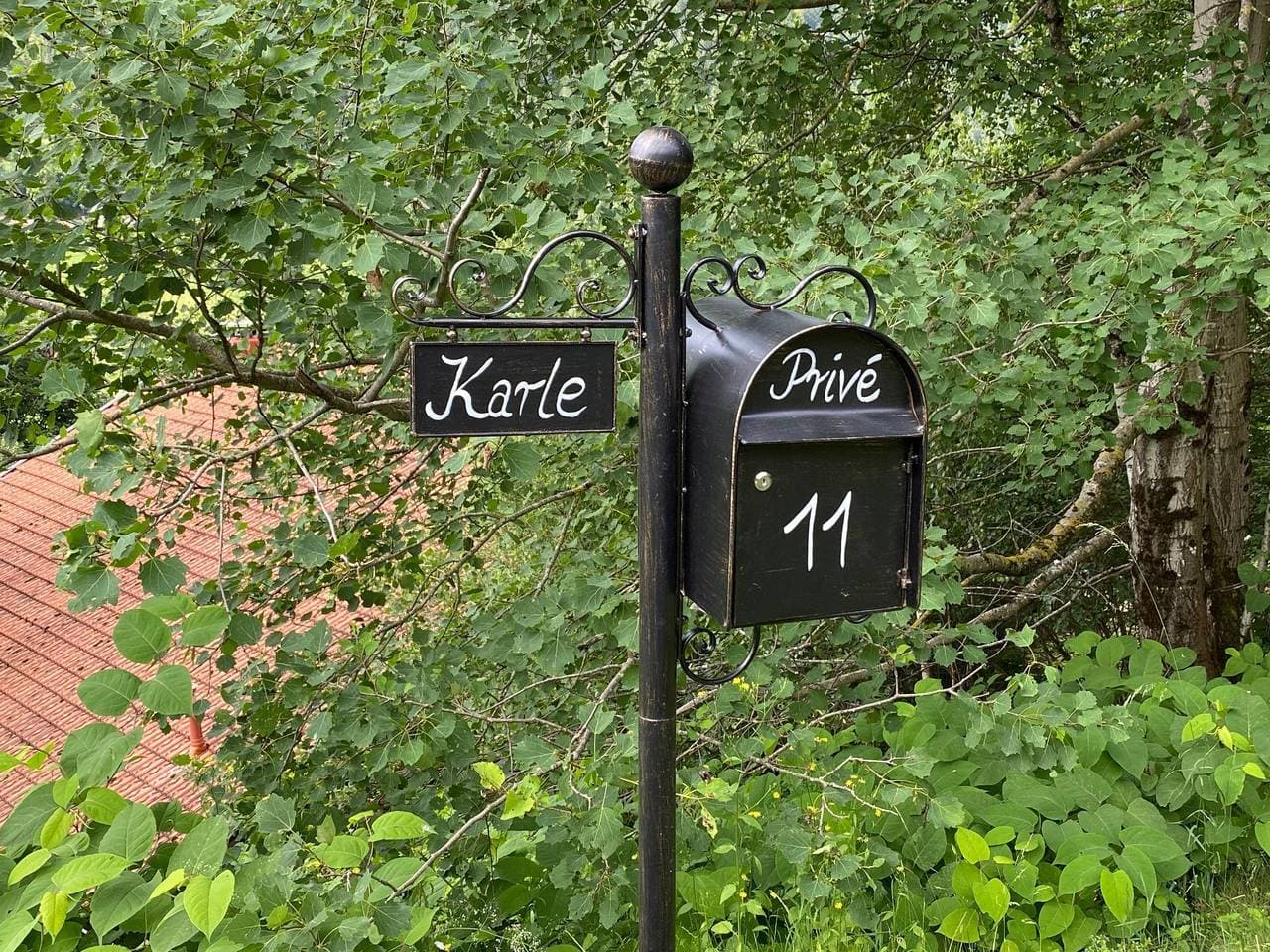 Foto 2 von 25: Mit viel Platz, Charme und eingezäunten Garten