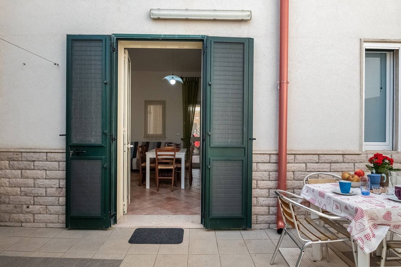 Foto 4 von 25: Ferienhaus "Kalocéri" nahe dem Strand mit Terrasse und Außendusche