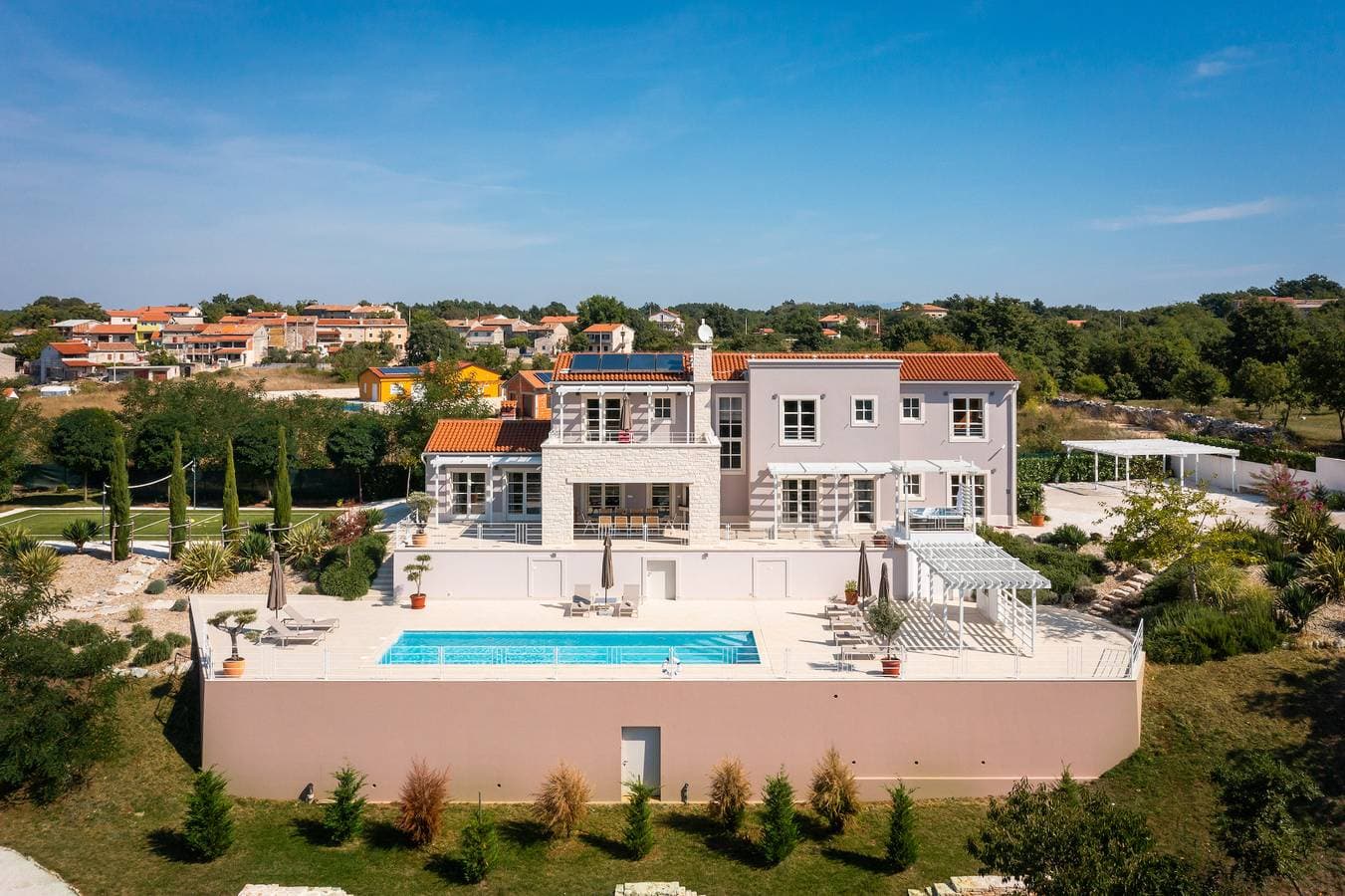 Foto 3 von 72: "Villa Design Aqua" nearby Pula - Crovillas