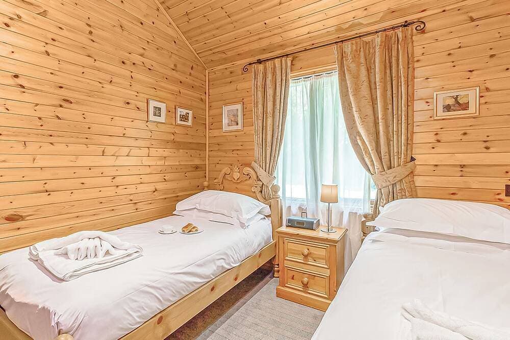 Foto 3 von 11: 3 Schlafzimmer Unterkunft in Tilford, Farnham