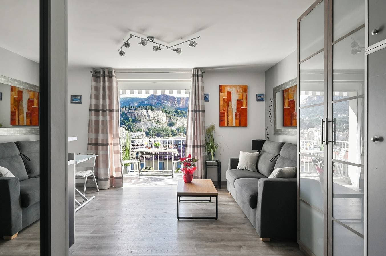 Foto 7 von 22: Appartement „Le Panorama“ mit Meerblick, Balkon, WLAN und Parkplatz