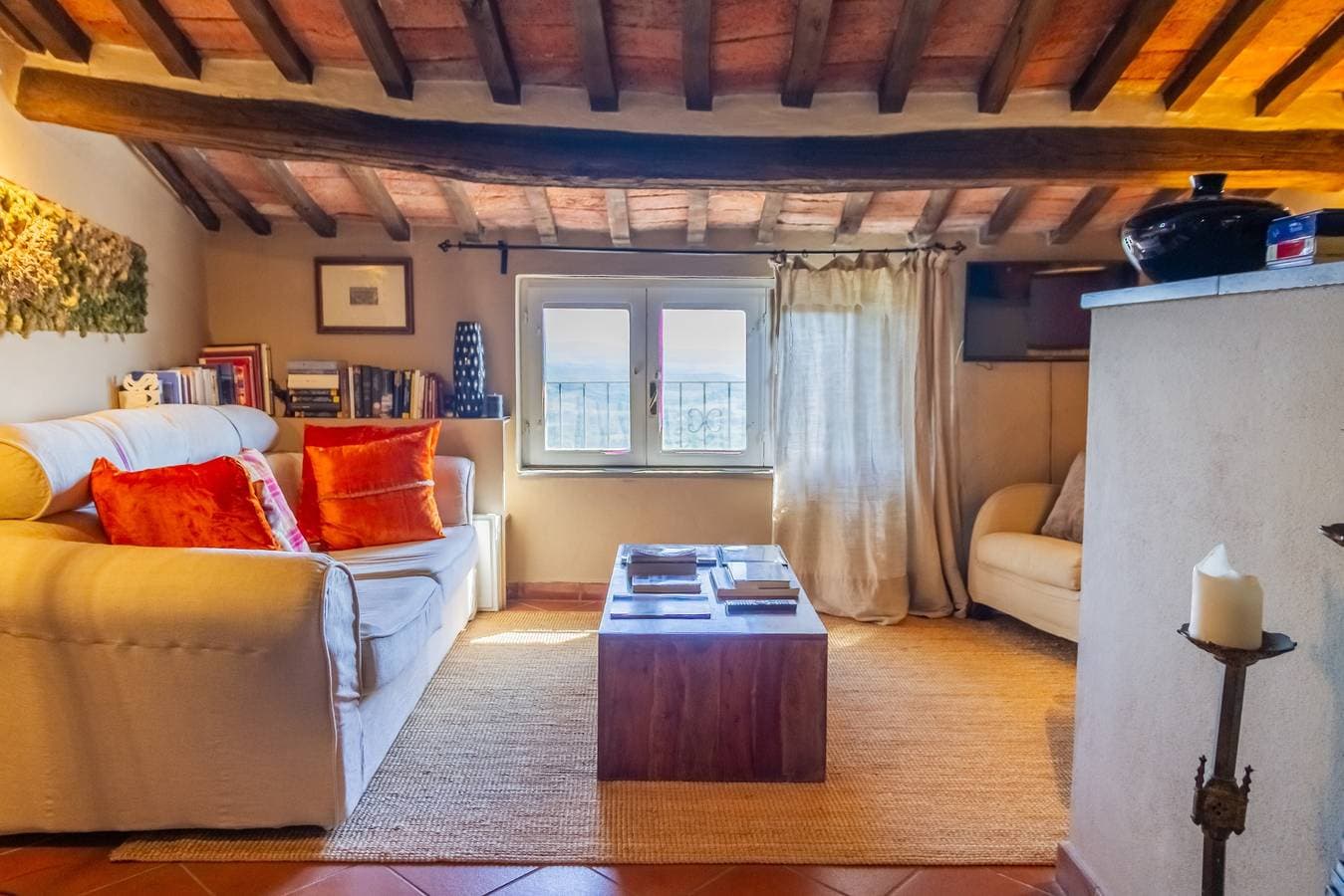 Foto 10 von 37: Ferienhaus 'The Nest, Hamlet in Tuscany' mit Bergblick, privater Terrasse & WLAN