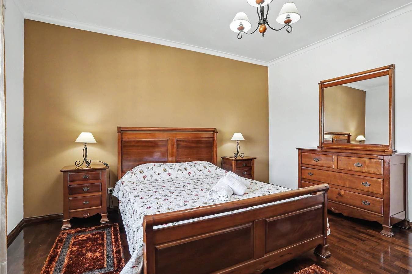 Foto 9 von 30: Casa Avó Judite mit Blick auf die Burg von Óbidos – 4 Sz, Balkon, Grill