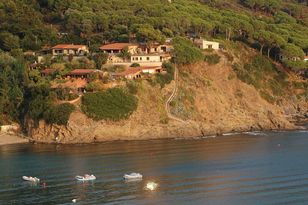 Foto 10 von 30: Elba Insel direkt am Meer schöne Aussicht Sonderangebot kostenloses WLAN