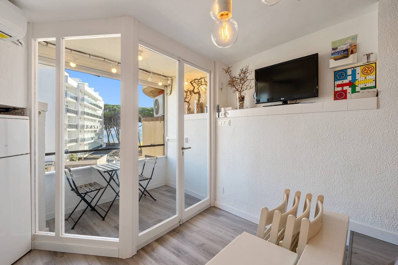 Foto 4 von 20: Ferienwohnung 'Promar 304' mit Meerblick, WLAN und Klimaanlage