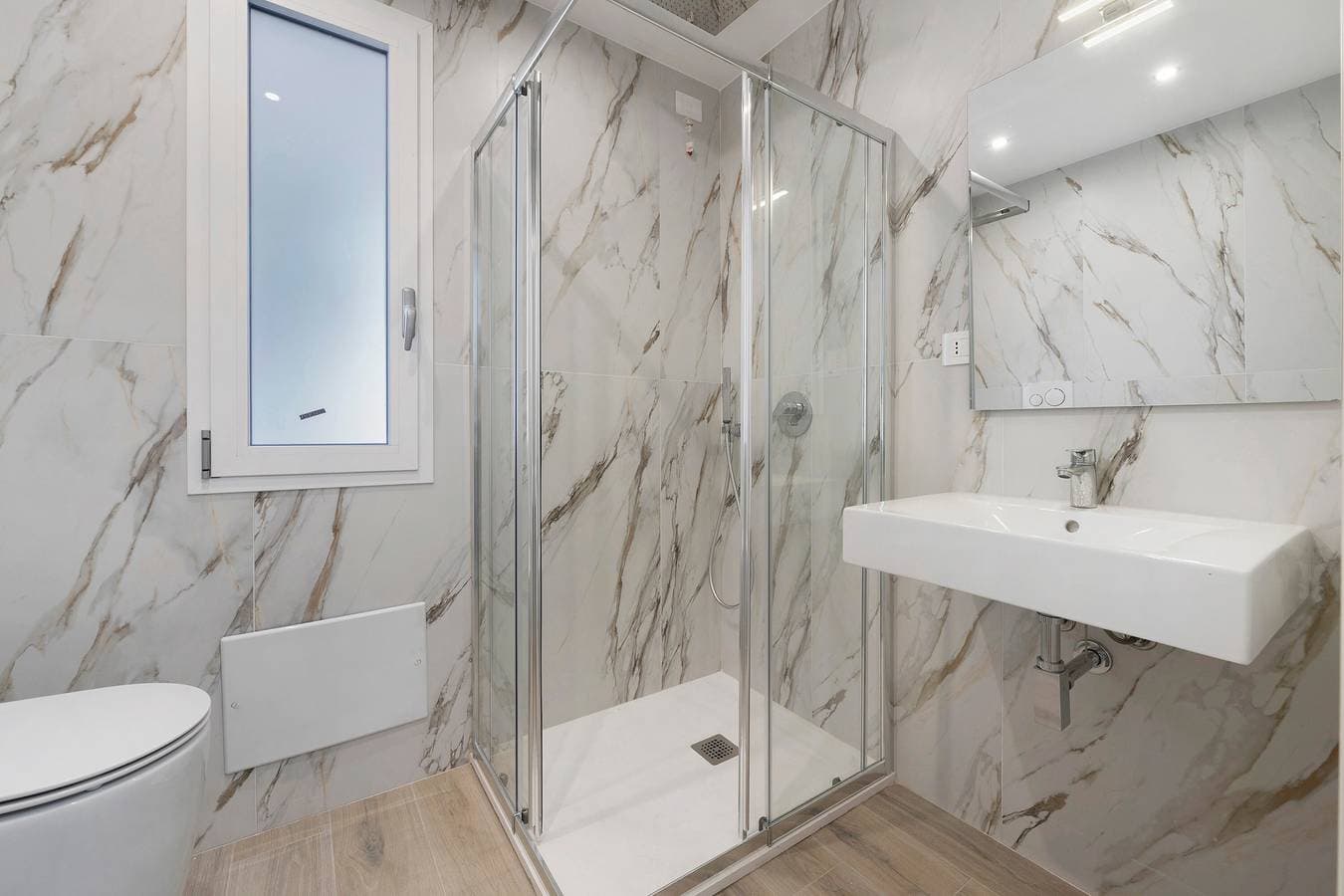 Foto 10 von 28: Villa Matilde Domo Boutique – Stanza Chiara: Doppelzimmer mit Terrasse, Pool & Nähe zum Meer