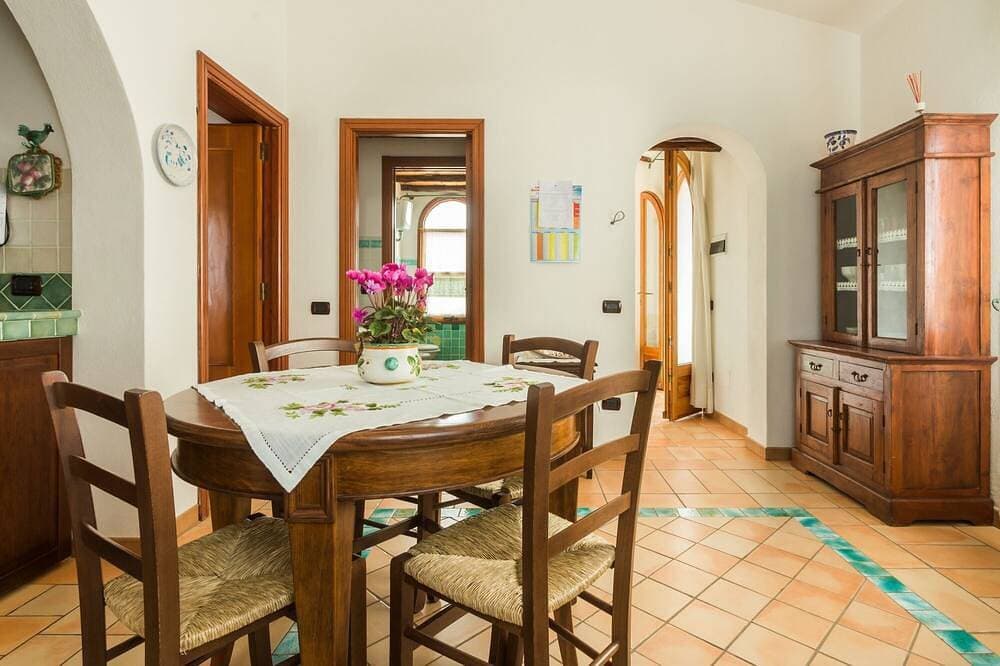 Foto 9 von 23: Panorama-Wohnung in der Villa; Arbus