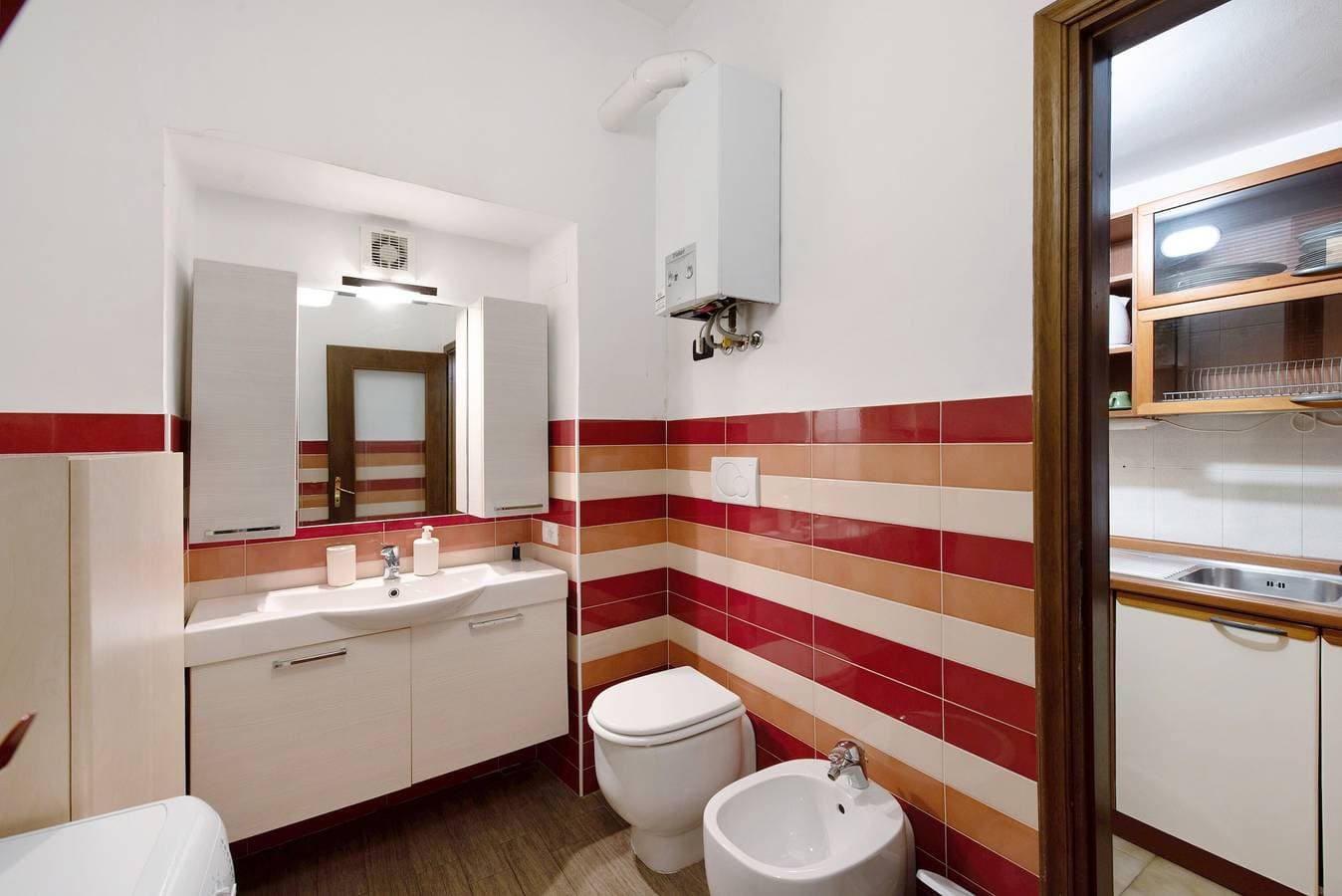 Foto 8 von 28: Apartment 'Flat im Herzen des Zentrums' mit WLAN und Klimaanlage