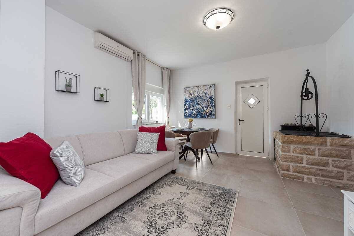 Foto 12 von 41: Villa für 5 Personen mit Pool