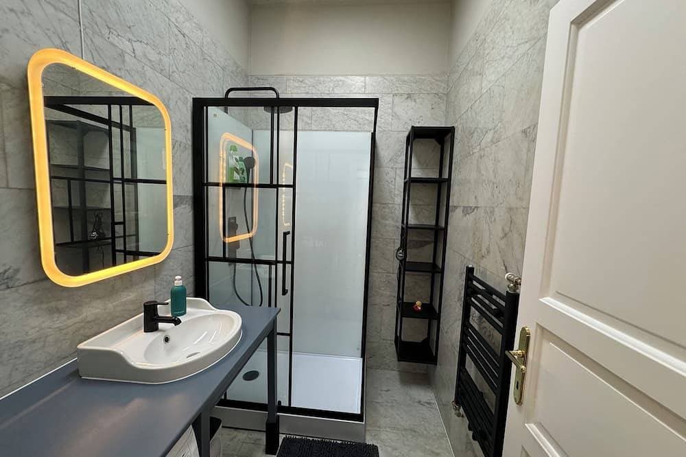 Foto 7 von 25: Modernes Apartment -gratis /free Garage T2