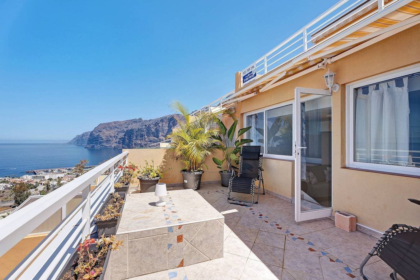 Foto 3 von 25: Ferienwohnung "Bella Vista" mit Meerblick, privater Terrasse und WLAN