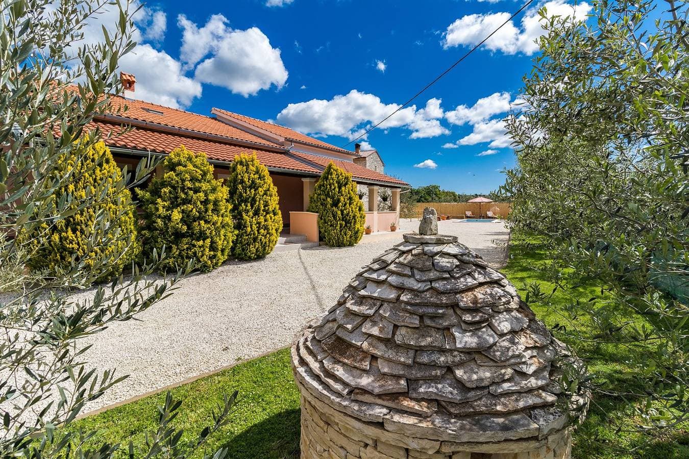 Foto 11 von 46: Schönes Haus mit Privatpool und großem Hof