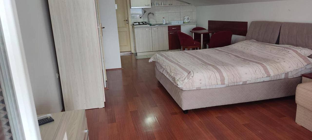 Foto 9 von 32: Superior Studio with Lake View - Top Floor (2-3 Adults)
