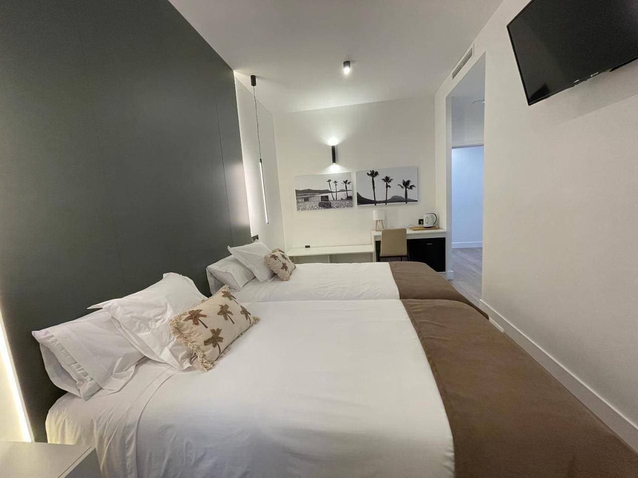 Foto 7 von 10: Twin Room with Balcony