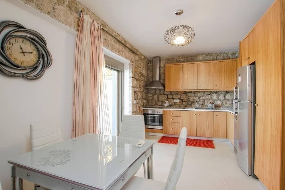 Foto 11 von 20: Villa Luciana - Private Pool, BBQ, WiFi & AC