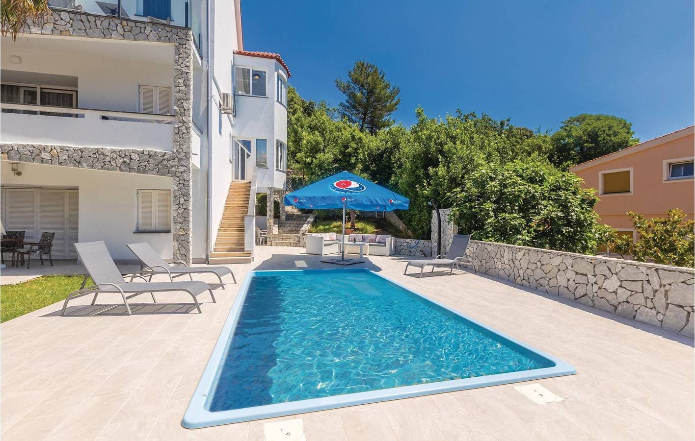Foto 9 von 34: Urlaub am Meer: 2-Zimmer-Wohnung mit Pool und Terrasse, 1,5 km vom Strand entfernt