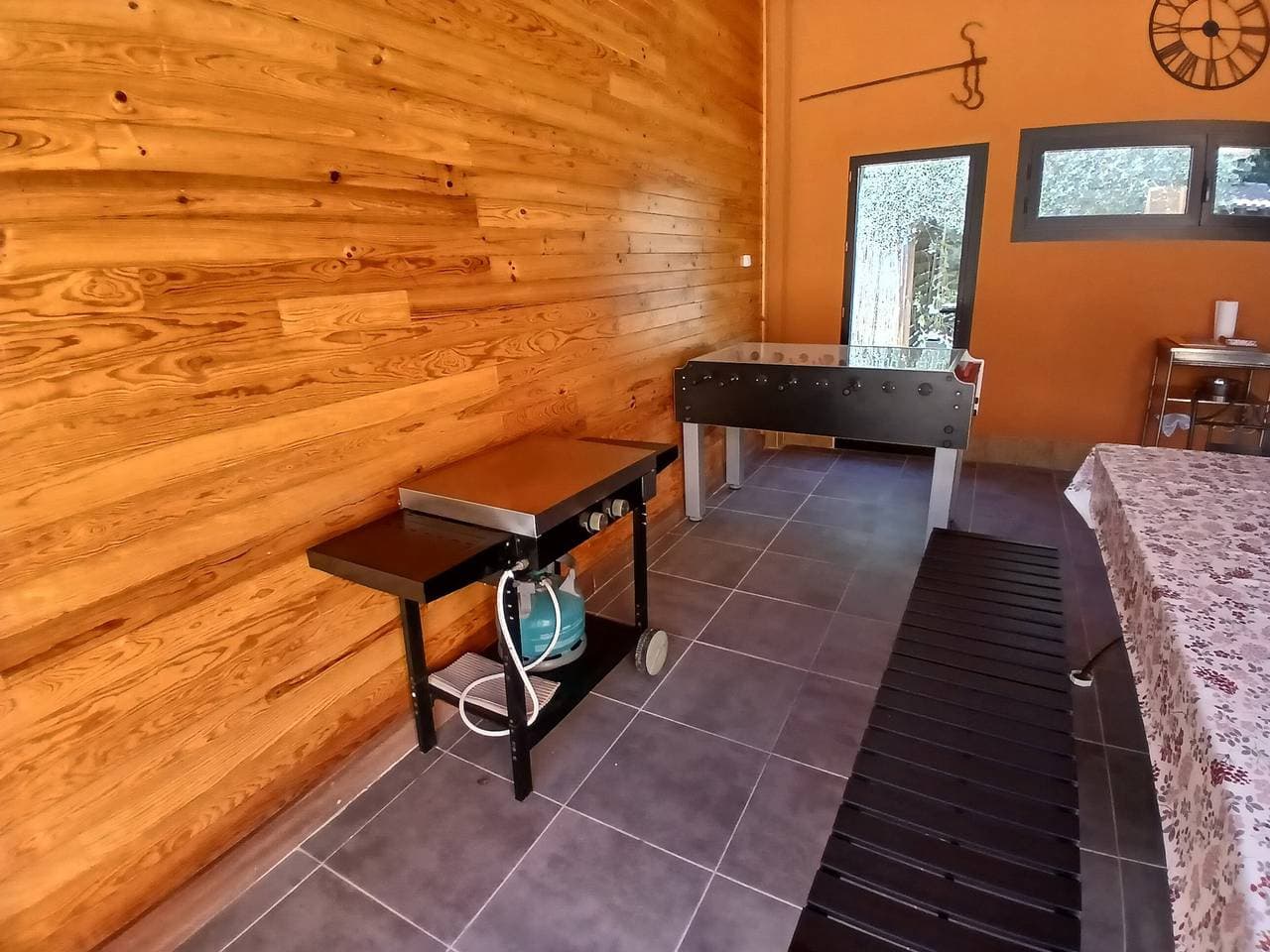 Foto 8 von 34: Ferienhaus 'Domaine Du Courroussouve' mit Bergblick, WLAN und Klimaanlage