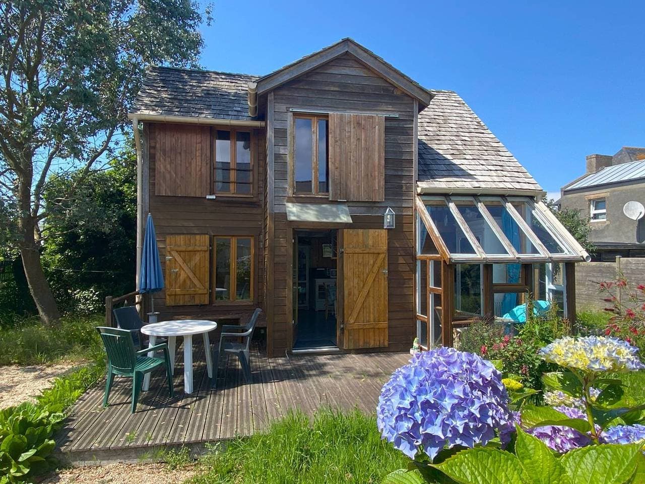 Haus mit geschlossenem Garten und WIFI in Trégastel 1