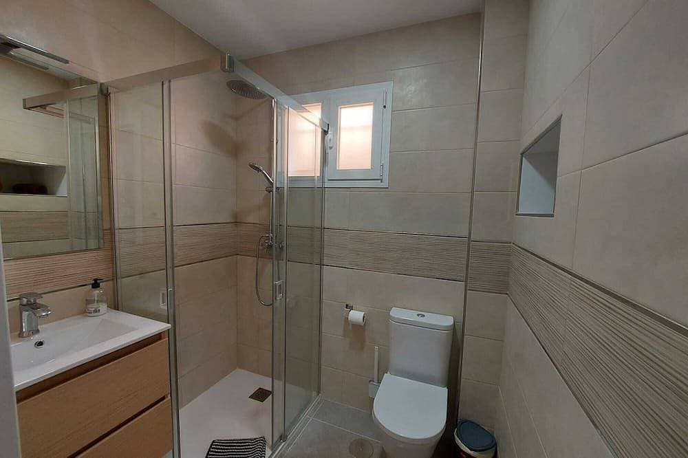 Foto 4 von 30: House in Paseo Marítimo El Palo. Large and sunny terrace. Pets are welcome.