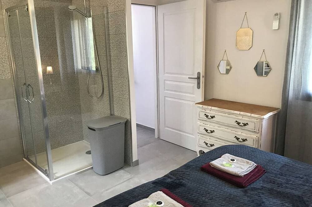 Foto 3 von 23: Nouveau en Balagne ! Logement 6 Pers. Clim, Piscine/jacuzzi, Terrain Pétanque