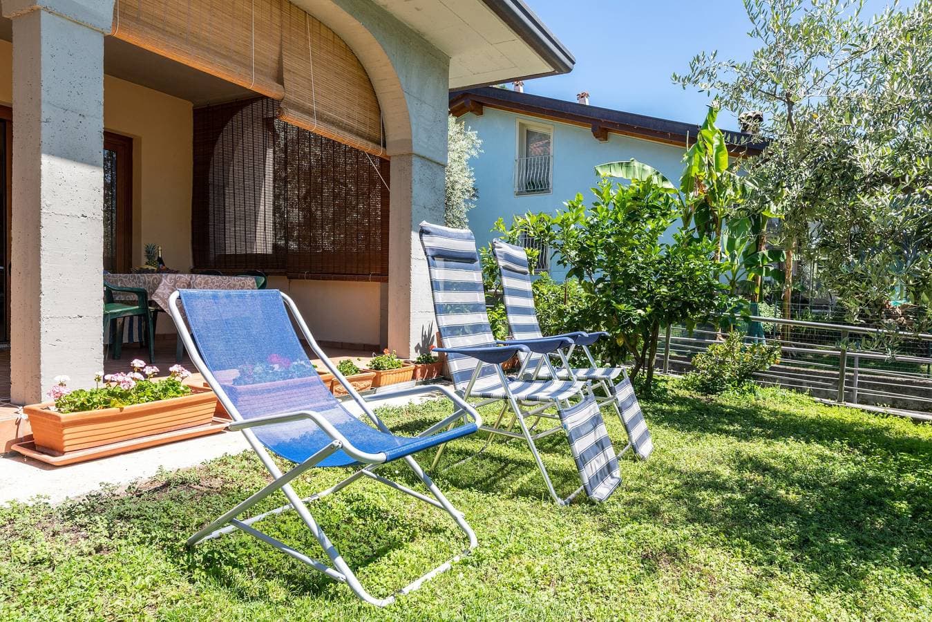 Foto 5 von 23: Ferienwohnung 'Casa Caterina' mit Seeblick, Garten und WLAN