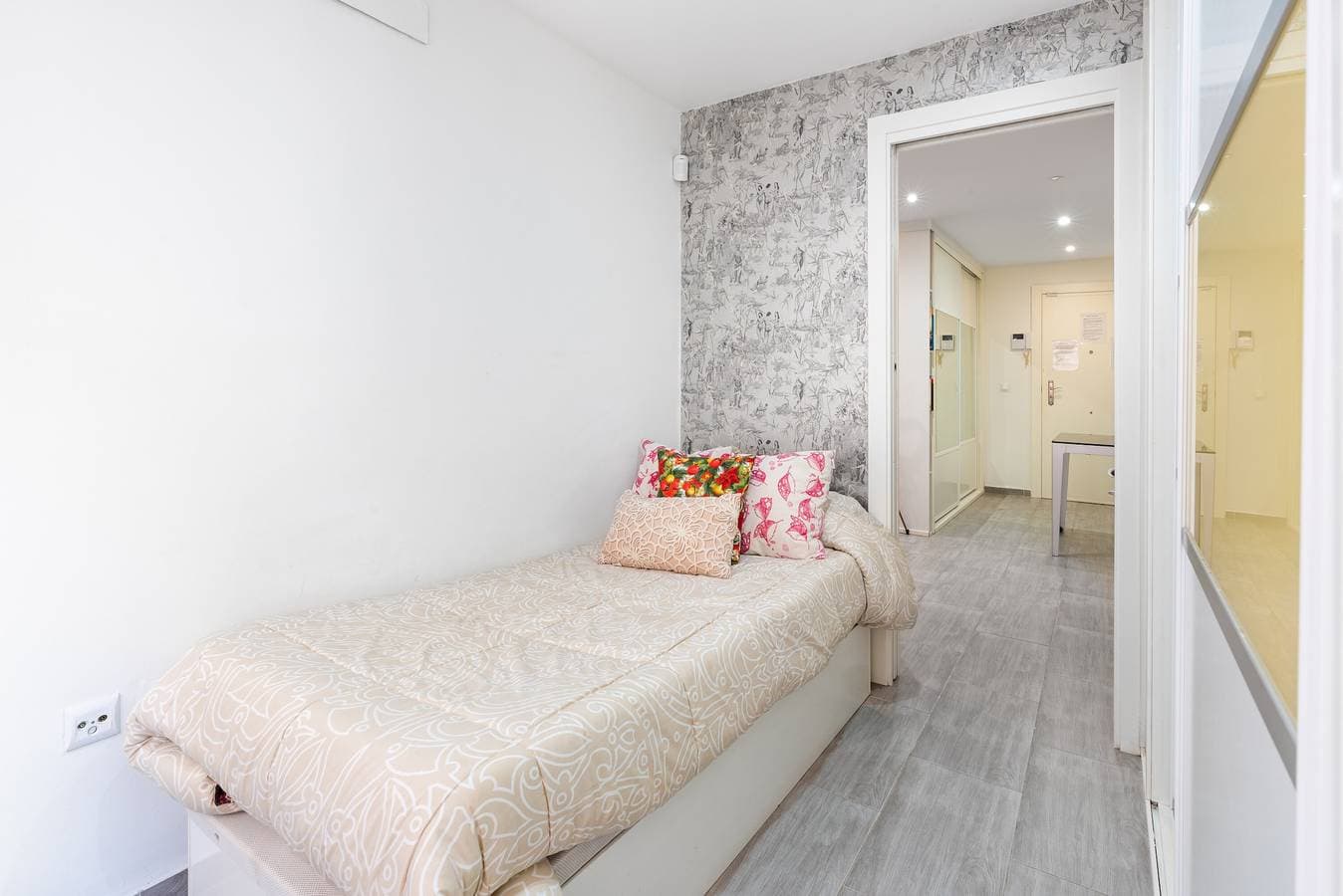 Foto 9 von 21: Ferienwohnung "Centro Estacion Vialia" mit Gemeinschaftspool und WLAN