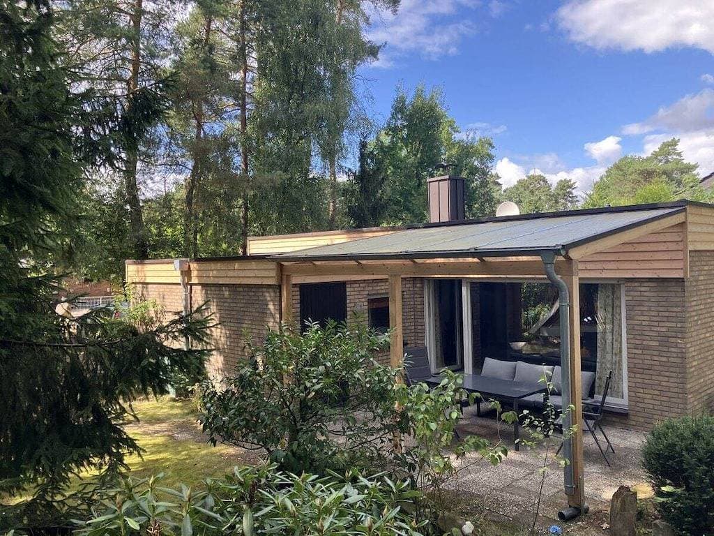 Mit Garten und Kamin 1