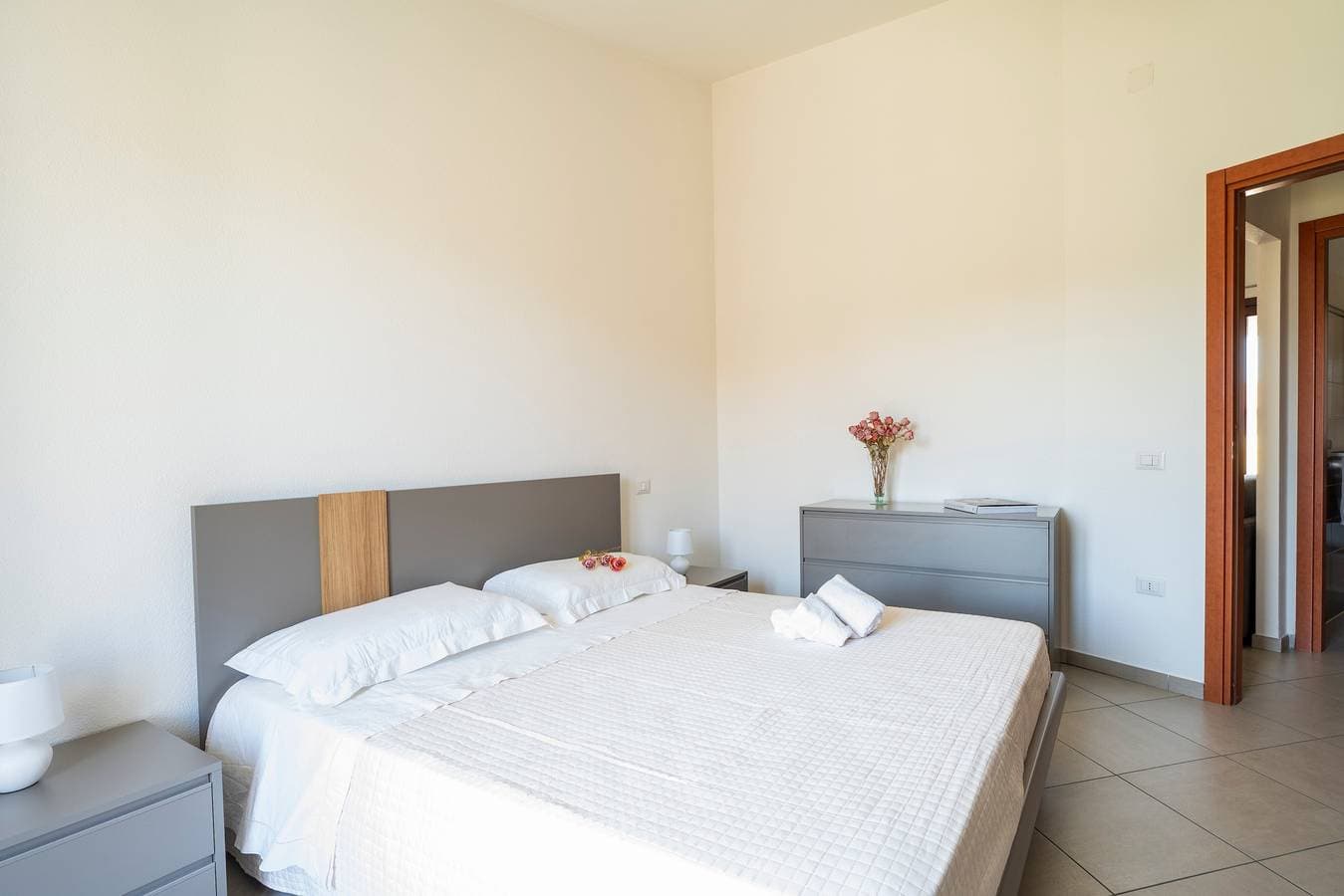 Foto 11 von 20: Ferienwohnung 'Bernabé' mit Privatterrasse, Balkon und Klimaanlage
