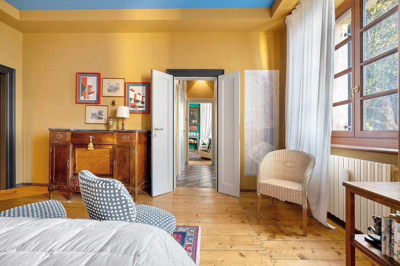 Foto 9 von 24: Appartement „Charming mit Seeblick“ mit privatem Garten und direktem Seeblick